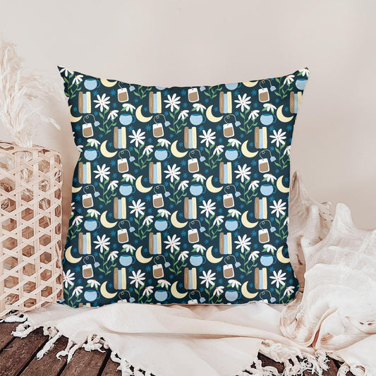 Cottagecore Tea & Books Seamless Pattern – Celestial Moon, Daisies & Cozy Reading Design