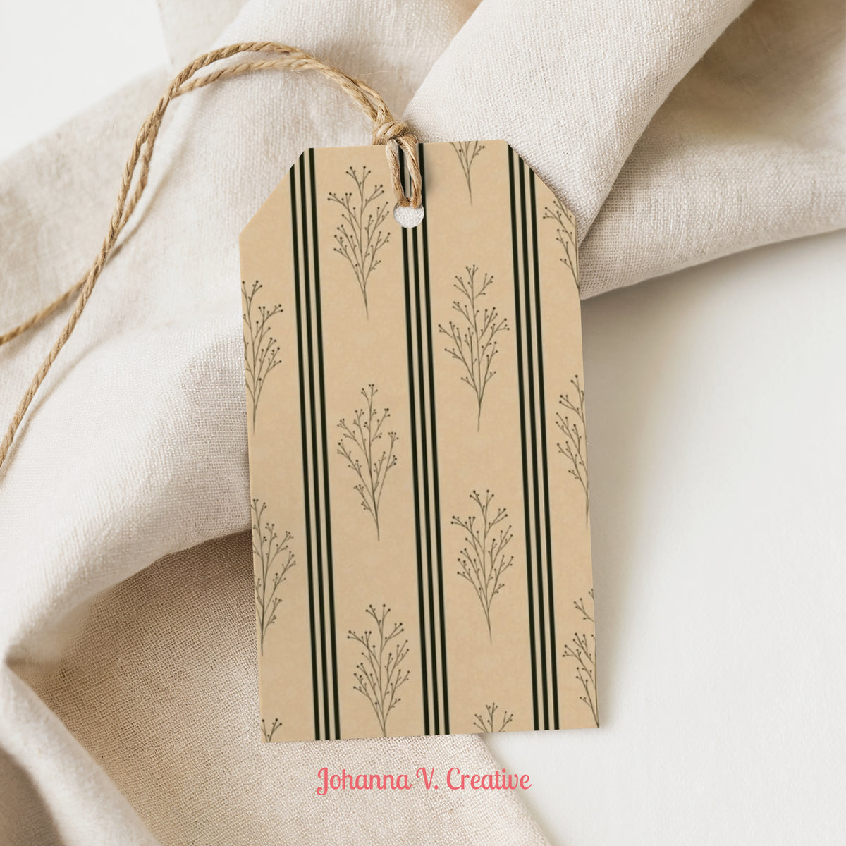 Printable Christmas Gift Tags | 24 Holiday Gift Tag Designs