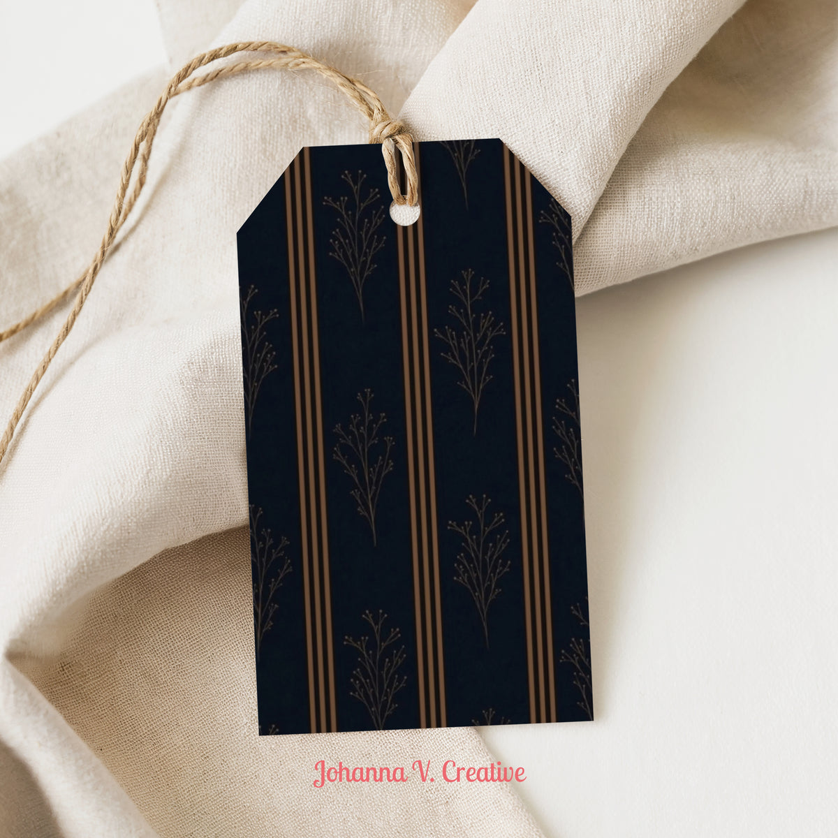 Printable Christmas Gift Tags | 24 Holiday Gift Tag Designs