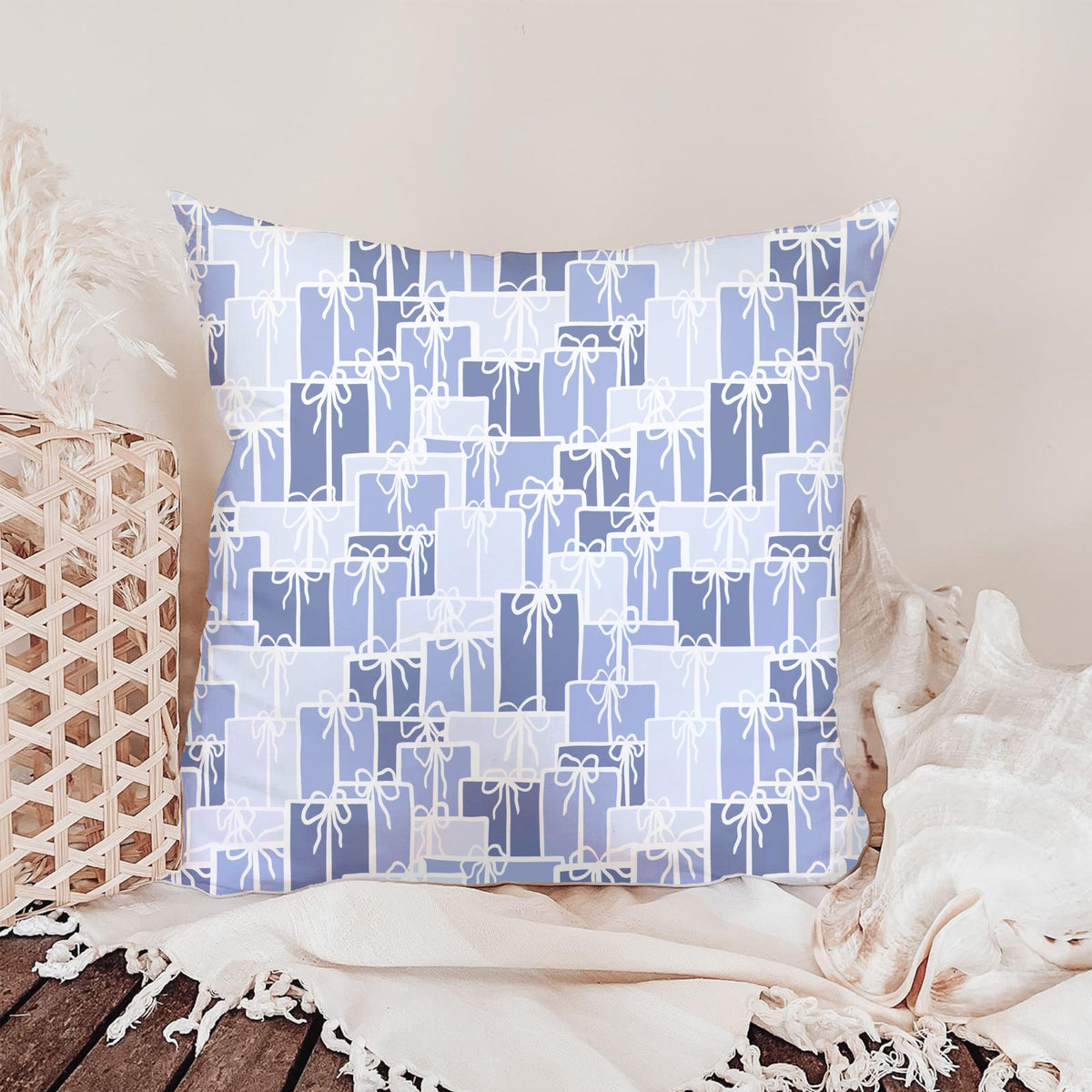 Christmas Presents Seamless Pattern – Periwinkle & Lavender Gift Boxes with Hand-Drawn Bows