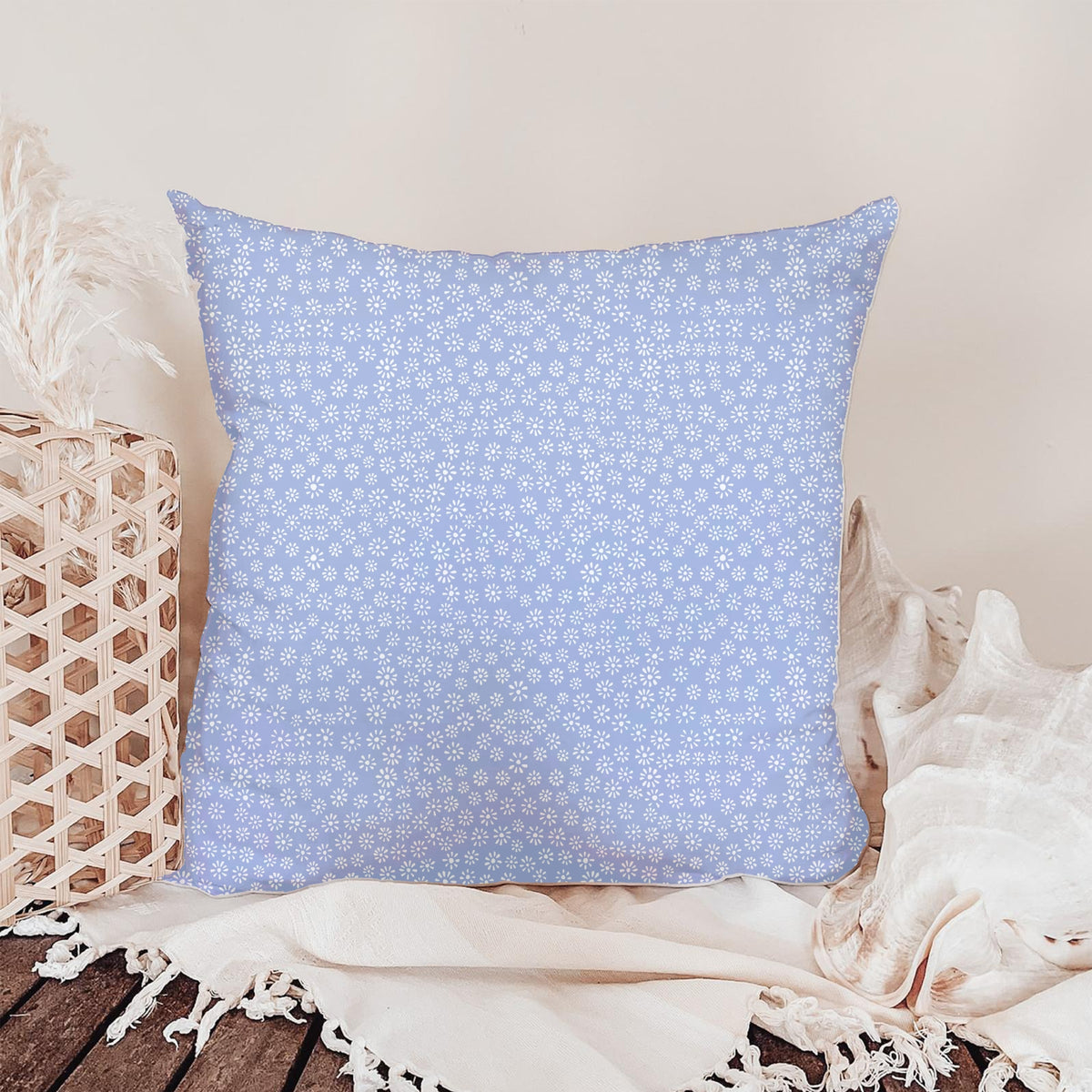 Periwinkle Ditsy Daisy Seamless Pattern – Tiny White Floral Background