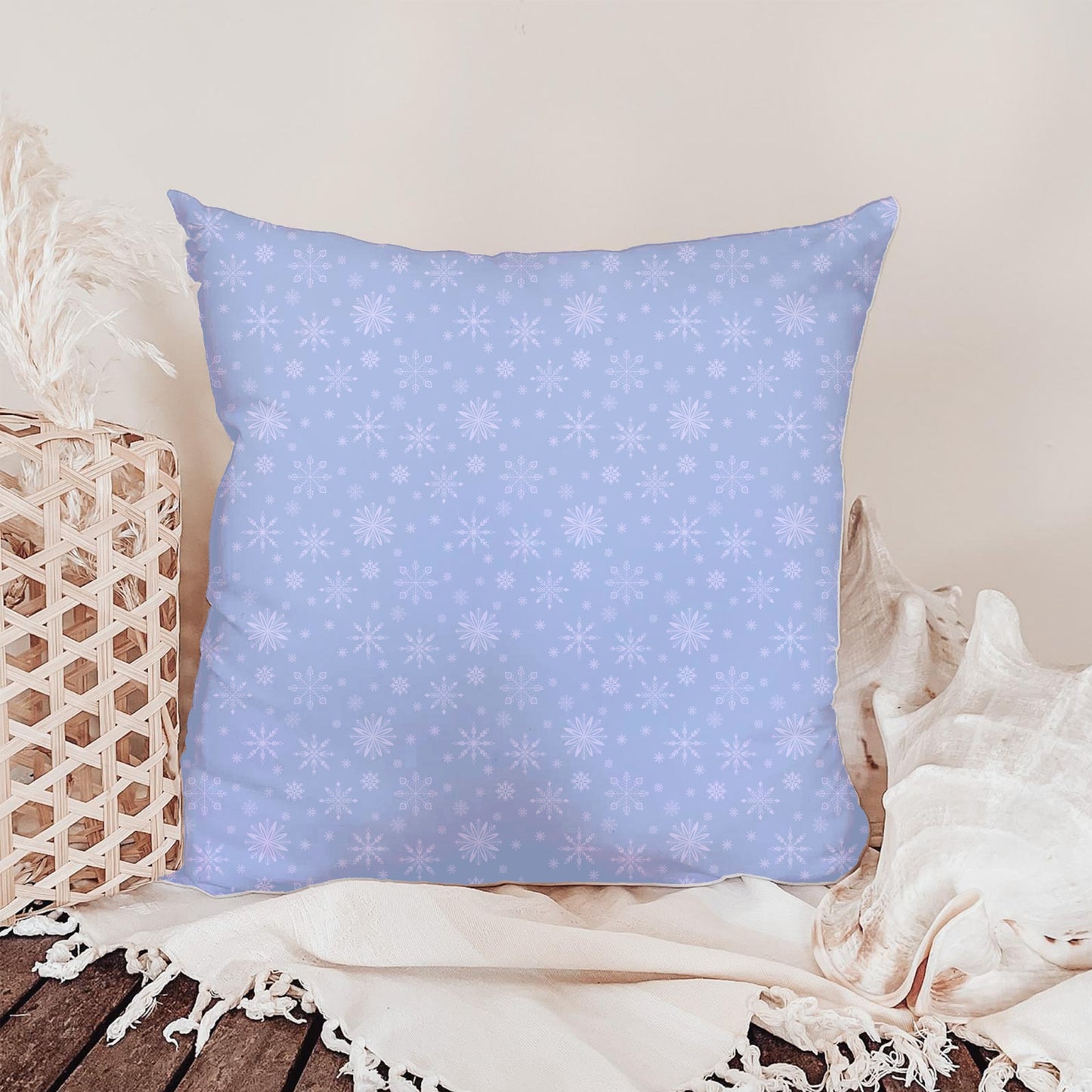 Lavender Snowflake Seamless Pattern – Purple Winter Snow & Ice Crystal Design