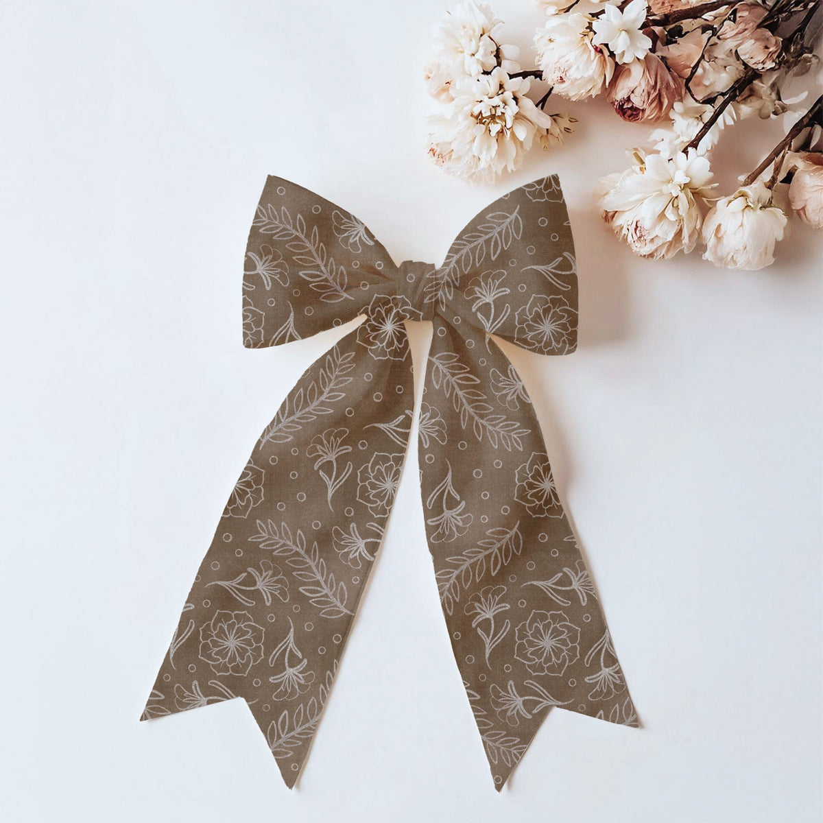 Warm Brown Botanical Floral Seamless Pattern – Neutral Hand Drawn Wildflower & Leaf Design