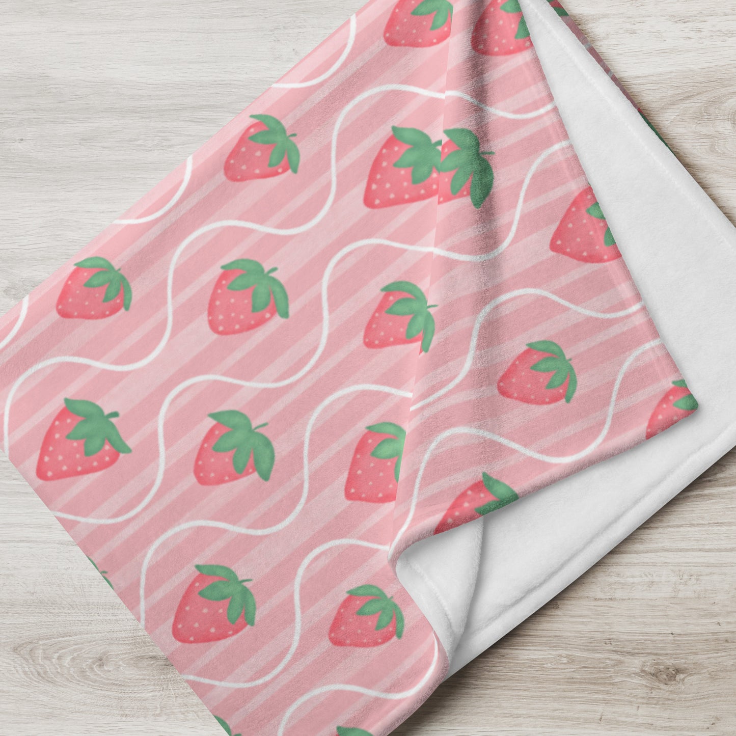 Sweet Strawberry Picnic Blanket – Cozy Pink Strawberry Pattern Throw | Cottagecore Summer Aesthetic Blanket | Soft Strawberry Home Decor